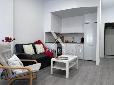 LOCAL SALESAS SALON DESPUES